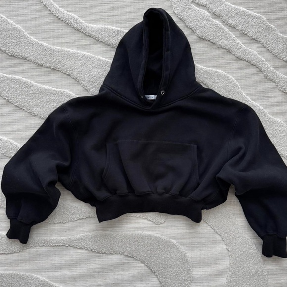Sweaters - Black Oversized Heavyweight Cropped Hoodie